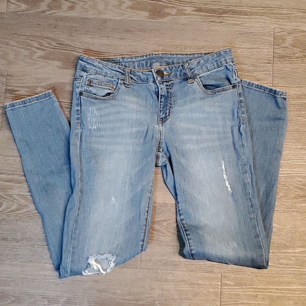 Skinny Ripped Jeans - Picture 2 of 5